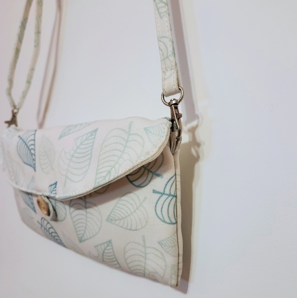 Nintendo Switch Lite Forest Fabric Case Ivory Gre… - image 4